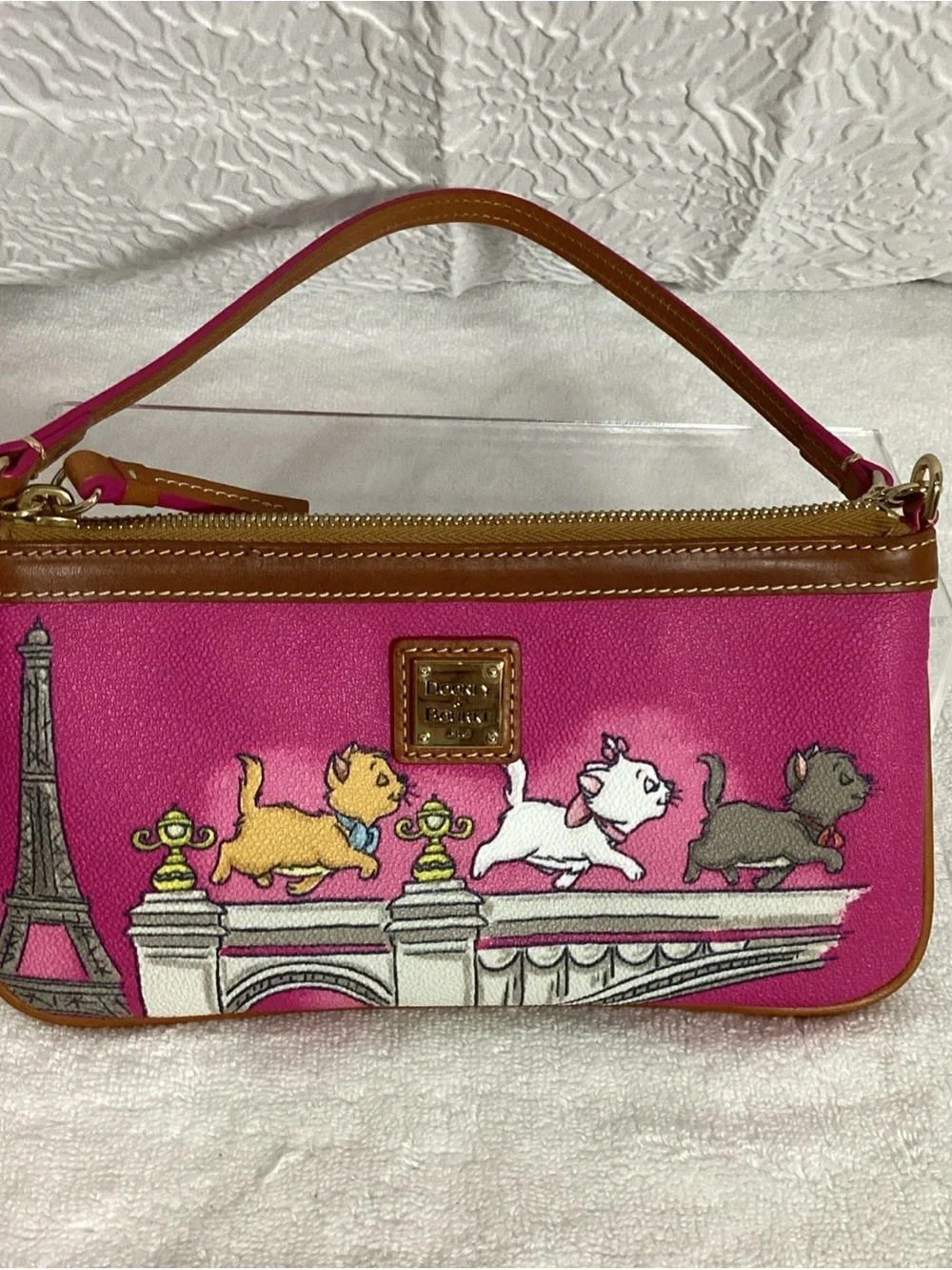 Dooney & Bourke Disney The Aristocats 2019 Collection Wristlet RARE